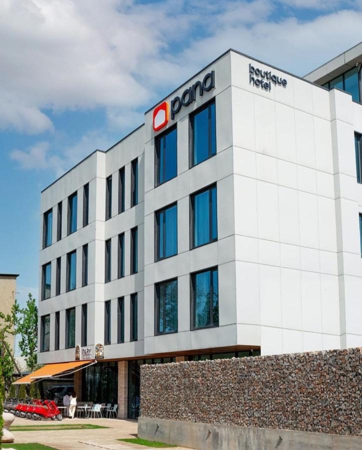 Pana Boutique Hotel Sjymkent Exteriör bild
