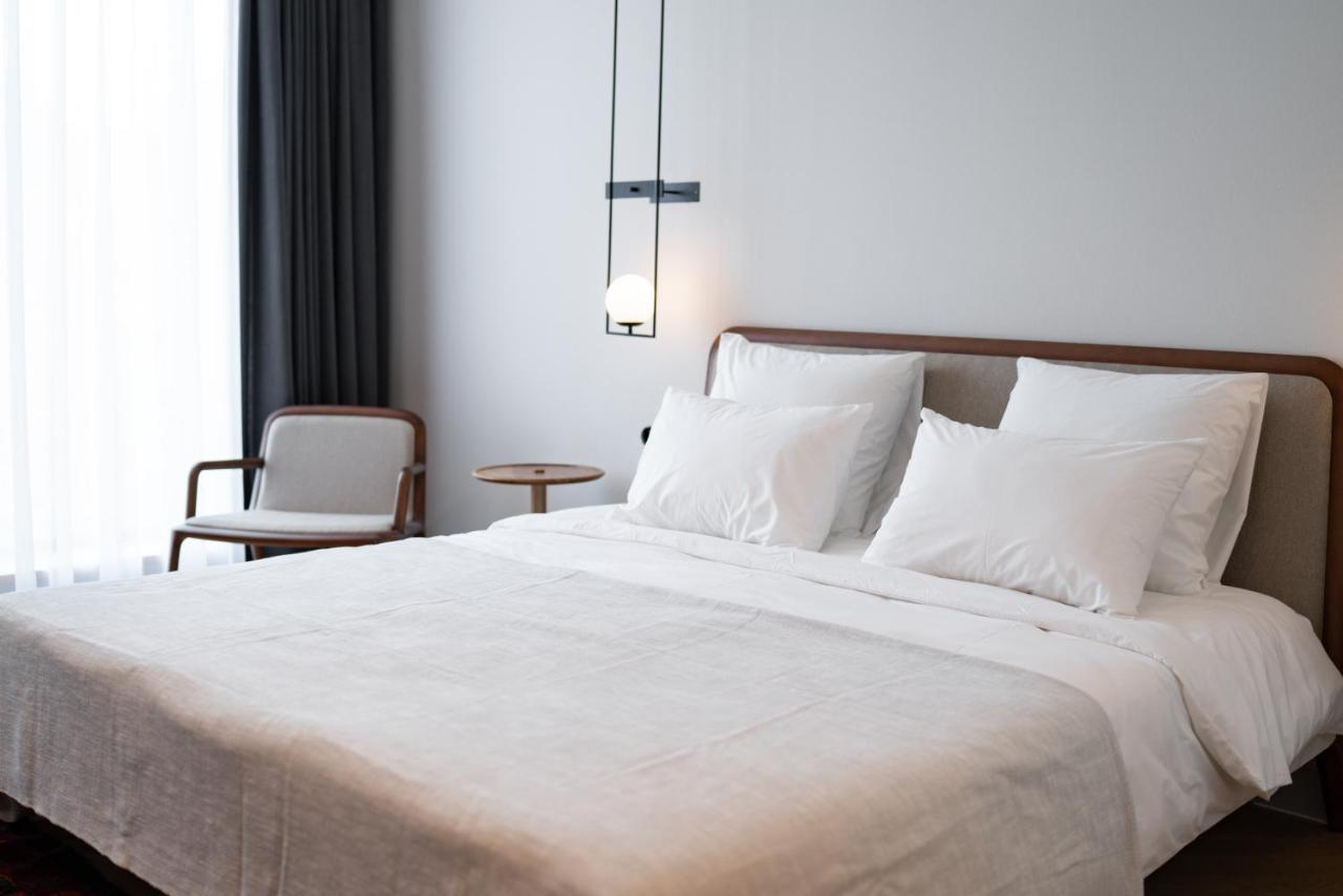 Pana Boutique Hotel Sjymkent Exteriör bild