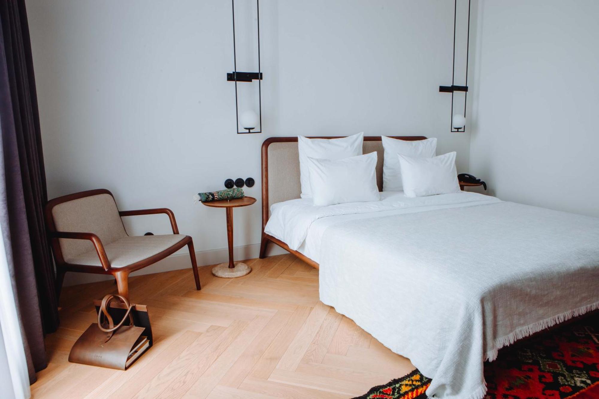 Pana Boutique Hotel Sjymkent Exteriör bild